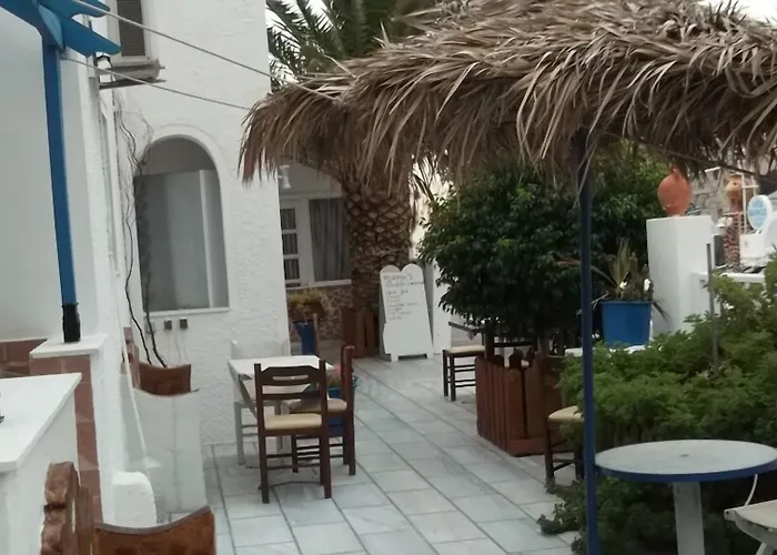 Villa Markos 4* Perissa (Santorini)