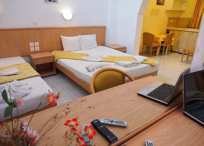 Lägenhetshotell Villa Markos 4*