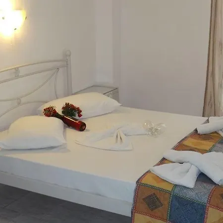 Villa Markos Aparthotel 2*
