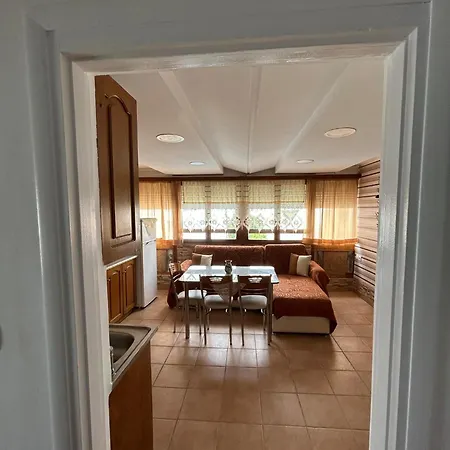 Villa Markos Aparthotel Perissa (Santorini)