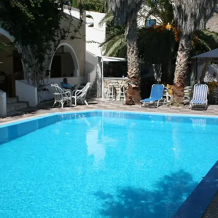 Villa Markos Perissa (Santorini)