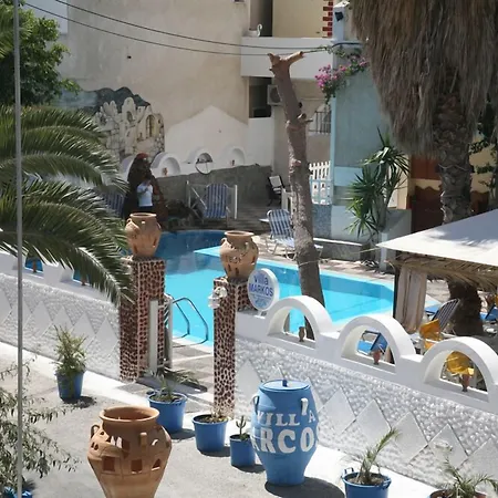 Lägenhetshotell Villa Markos 4*