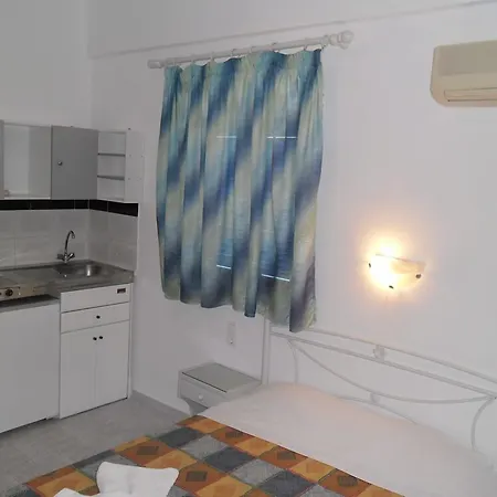 Villa Markos Perissa (Santorini)