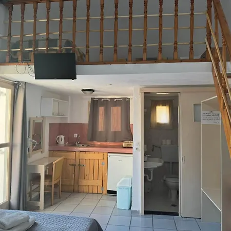 Aparthotel Markos 4*