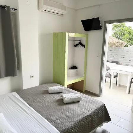 Markos Aparthotel Perissa (Santorini)