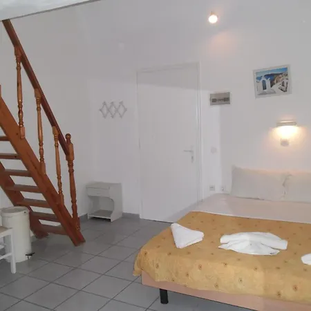 Aparthotel Villa Markos 2*
