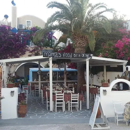 Villa Markos Perissa (Santorini)