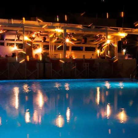 Lägenhetshotell Villa Markos Perissa (Santorini)
