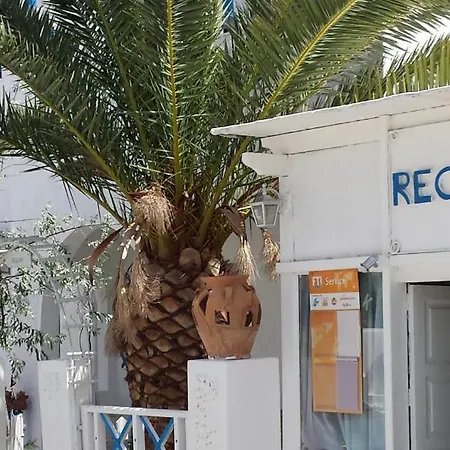 Villa Markos Aparthotel Perissa (Santorini)