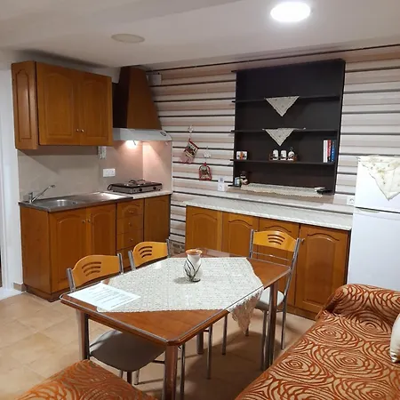 Villa Markos Aparthotel