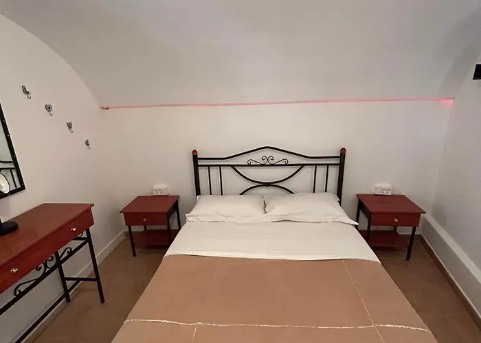 Markos Aparthotel 4*