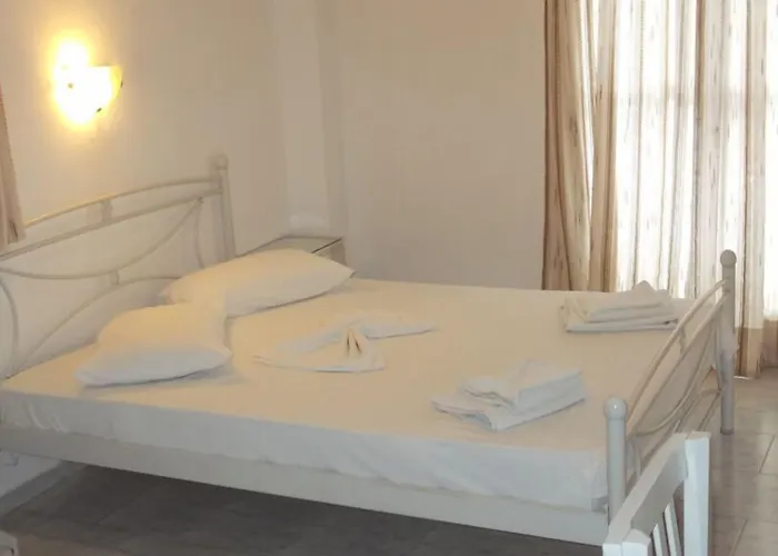 Markos 4* Perissa (Santorini)